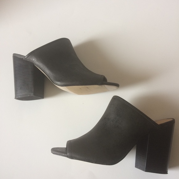 Wet Seal Shoes - Wet Seal Black Leather Mule Sandal Sz 8 Block Heel